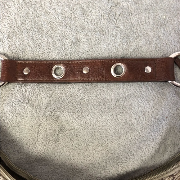 Guess Veneto 2 Tone Brown Logo Handbag - Picture 6 of 12